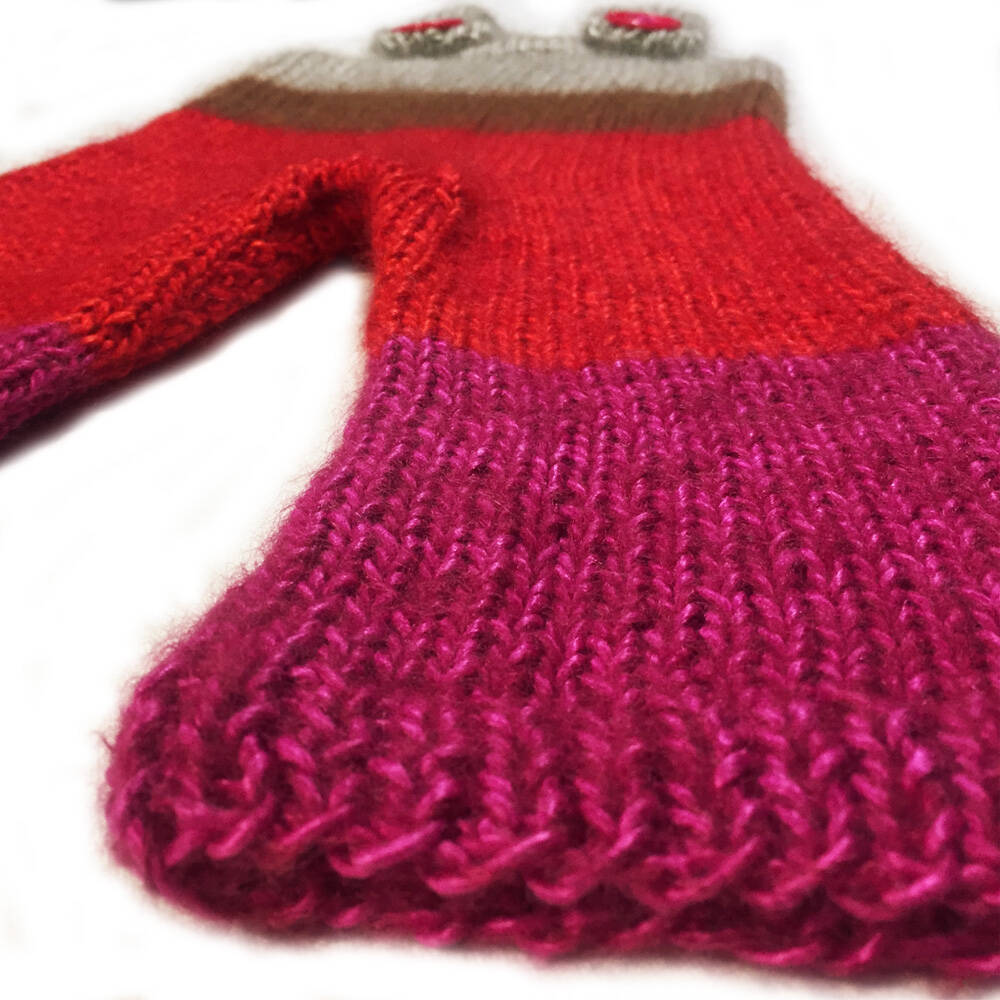 Mia Mohnstreusel Seide Mohair Strickstrampler