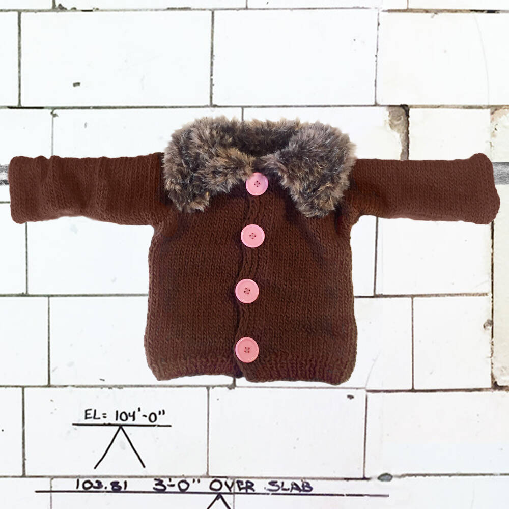 Mia Mohnstreusel Alpaka Strickjacke mit Flauschkragen