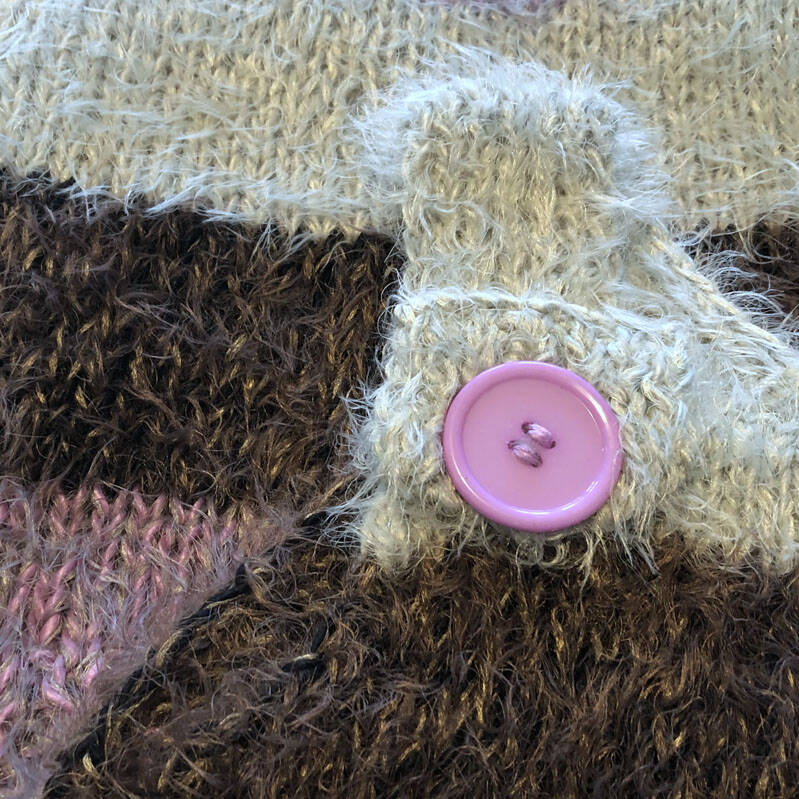 Mia Mohnstreusel Flausch Strickkleid