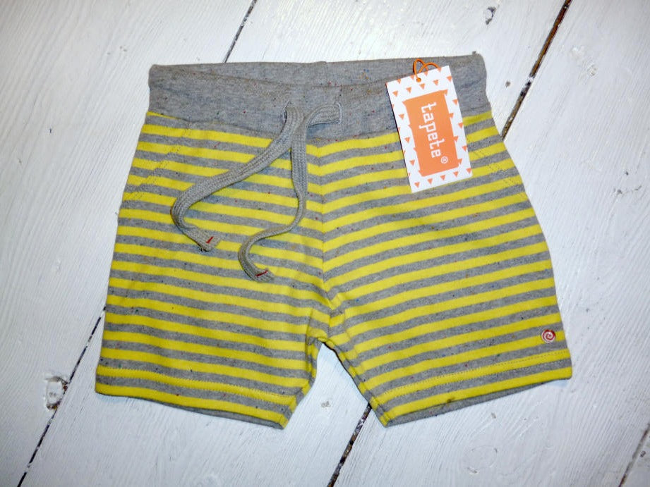 Tapete Shorts