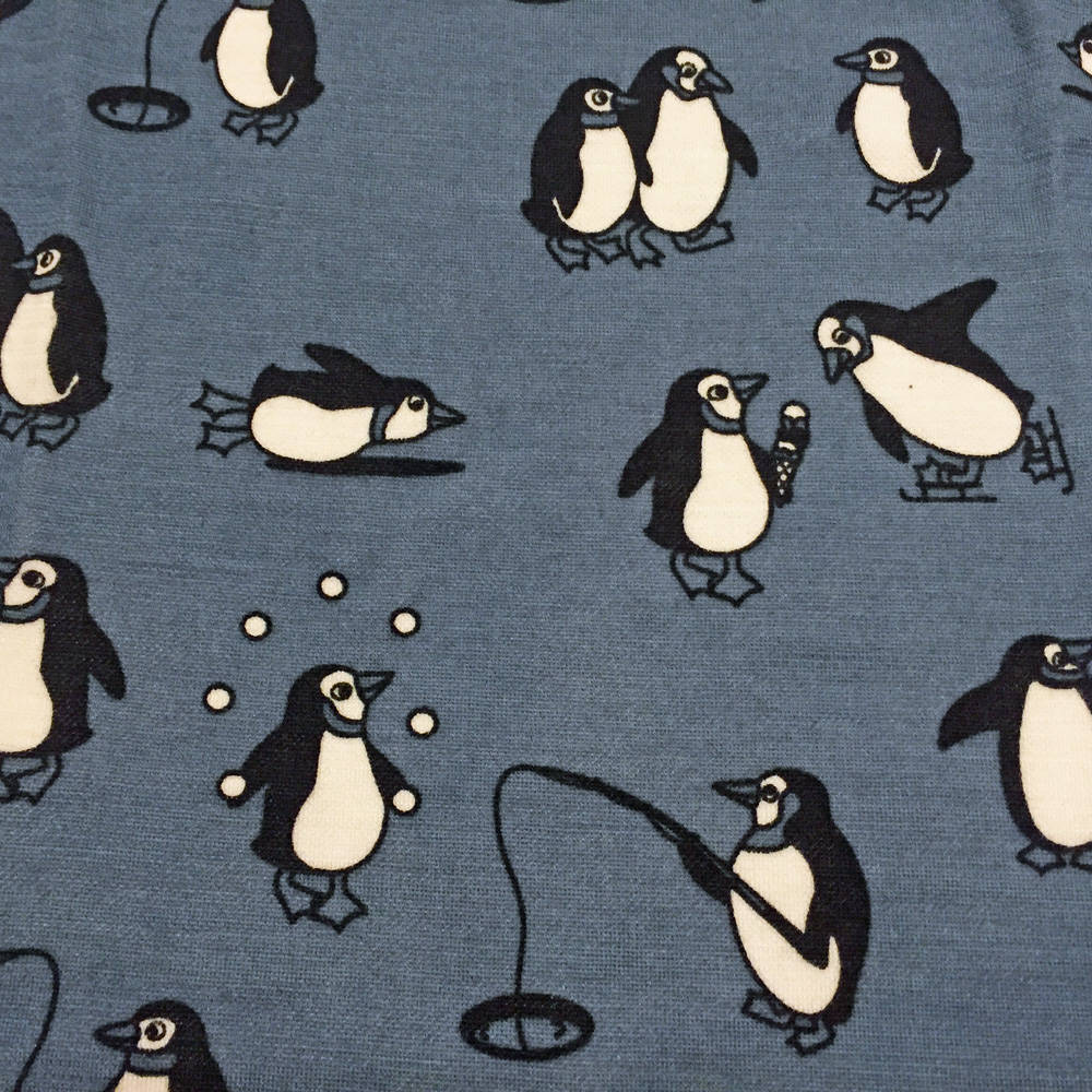 Smafolk Woll Body with Pinguins